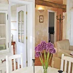 Home, La Concepcion Nyaraló Vera de Erque